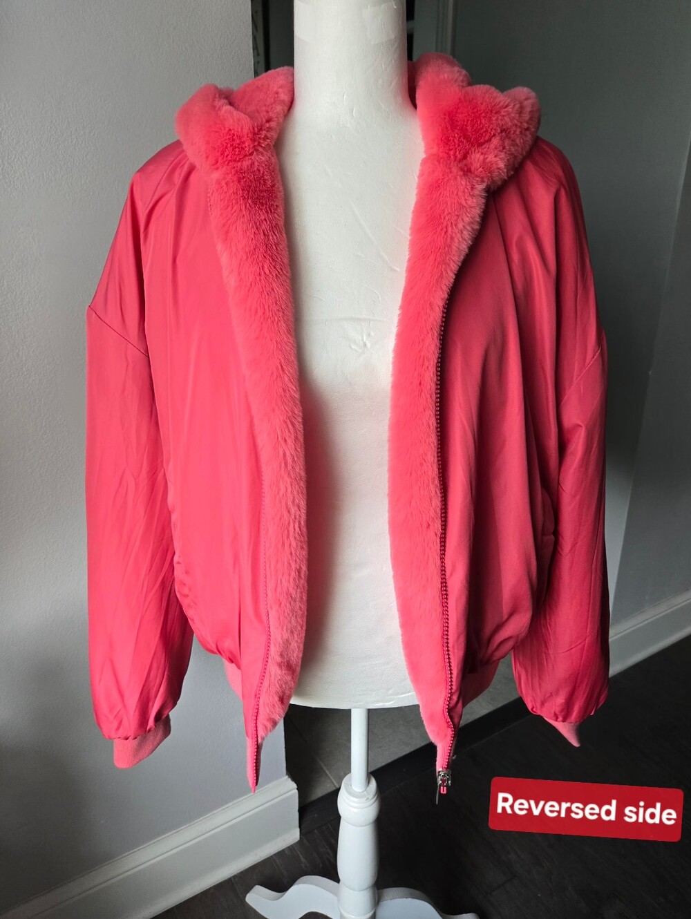 New York & Company Reversible Hooded Faux Fur Bomber Jacket Pink Coral XL - Picture 5 of 9